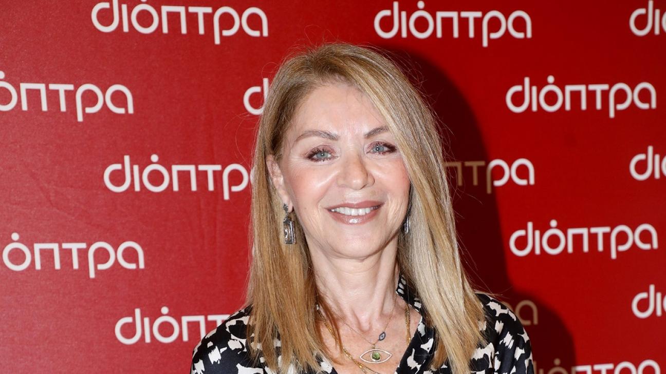 Η Έλλη Στάη σού δείχνει πώς θα κάνεις το τζιν σου να φαίνεται πιο